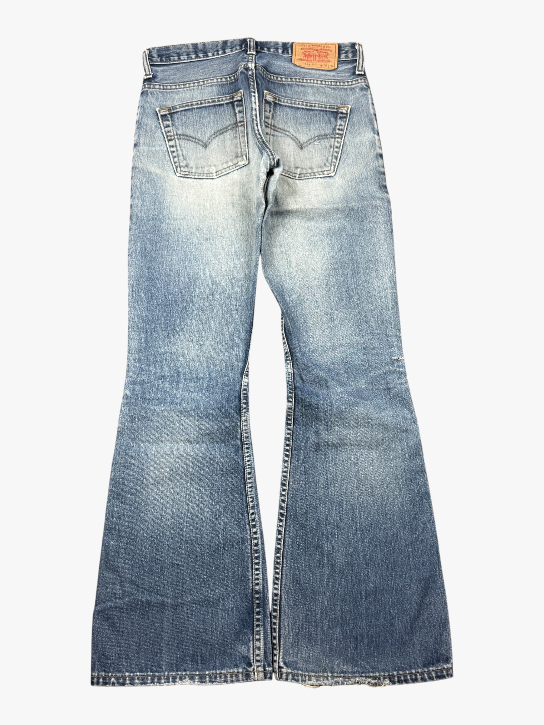 Women - Levis Bootcut (M) / (W30)