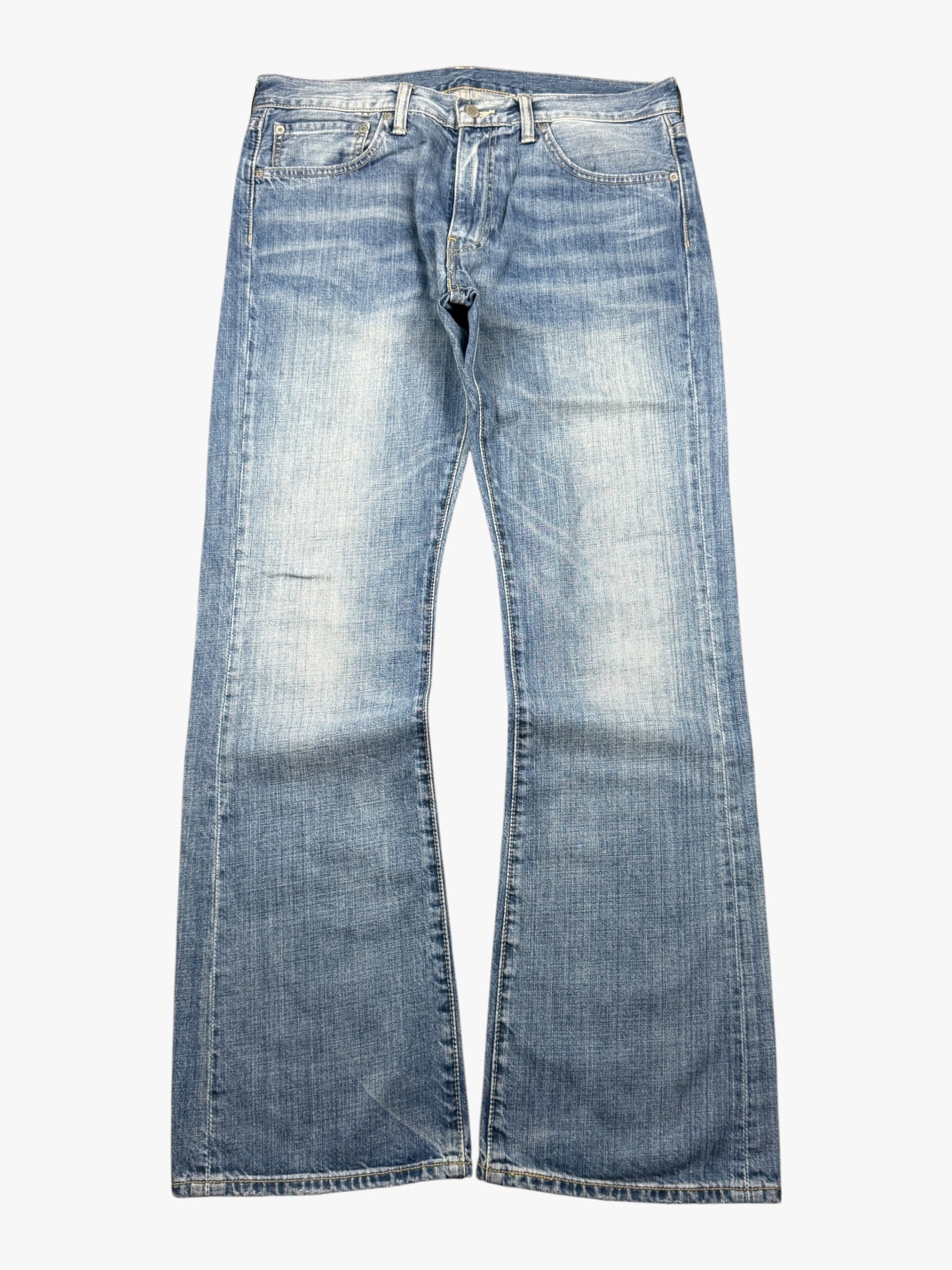 Levis Bootcut (M-L) / (W34)