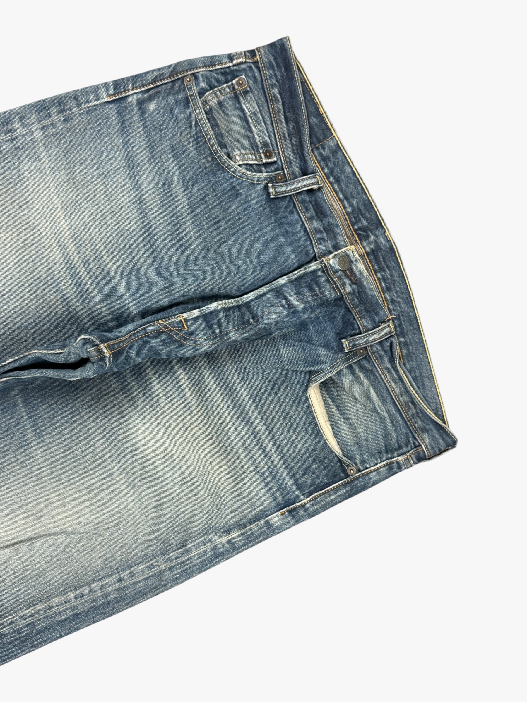 Levis Straight Washed (L) / (W36)