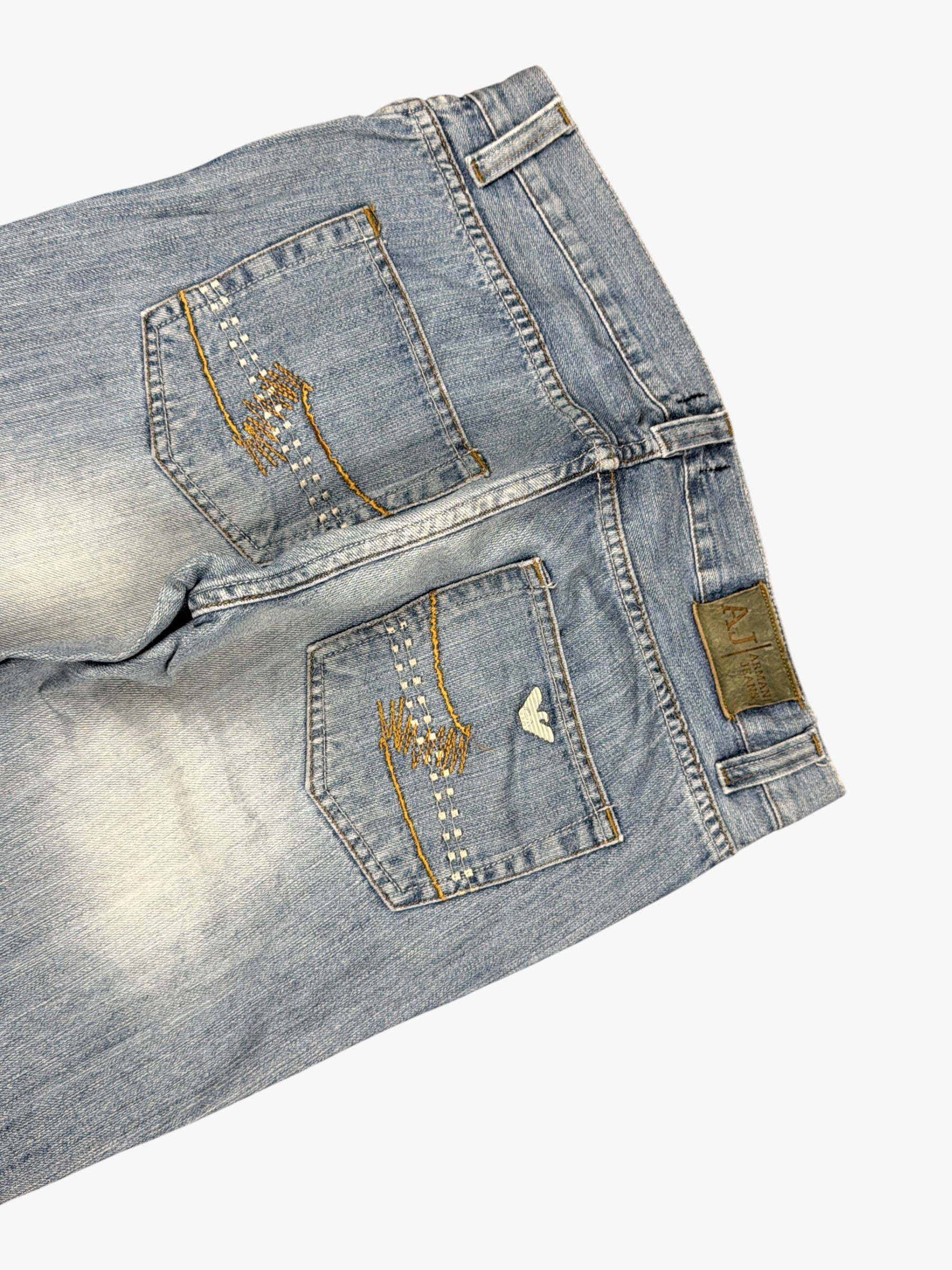 Armani Straight (M)