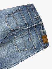Armani Straight (M)