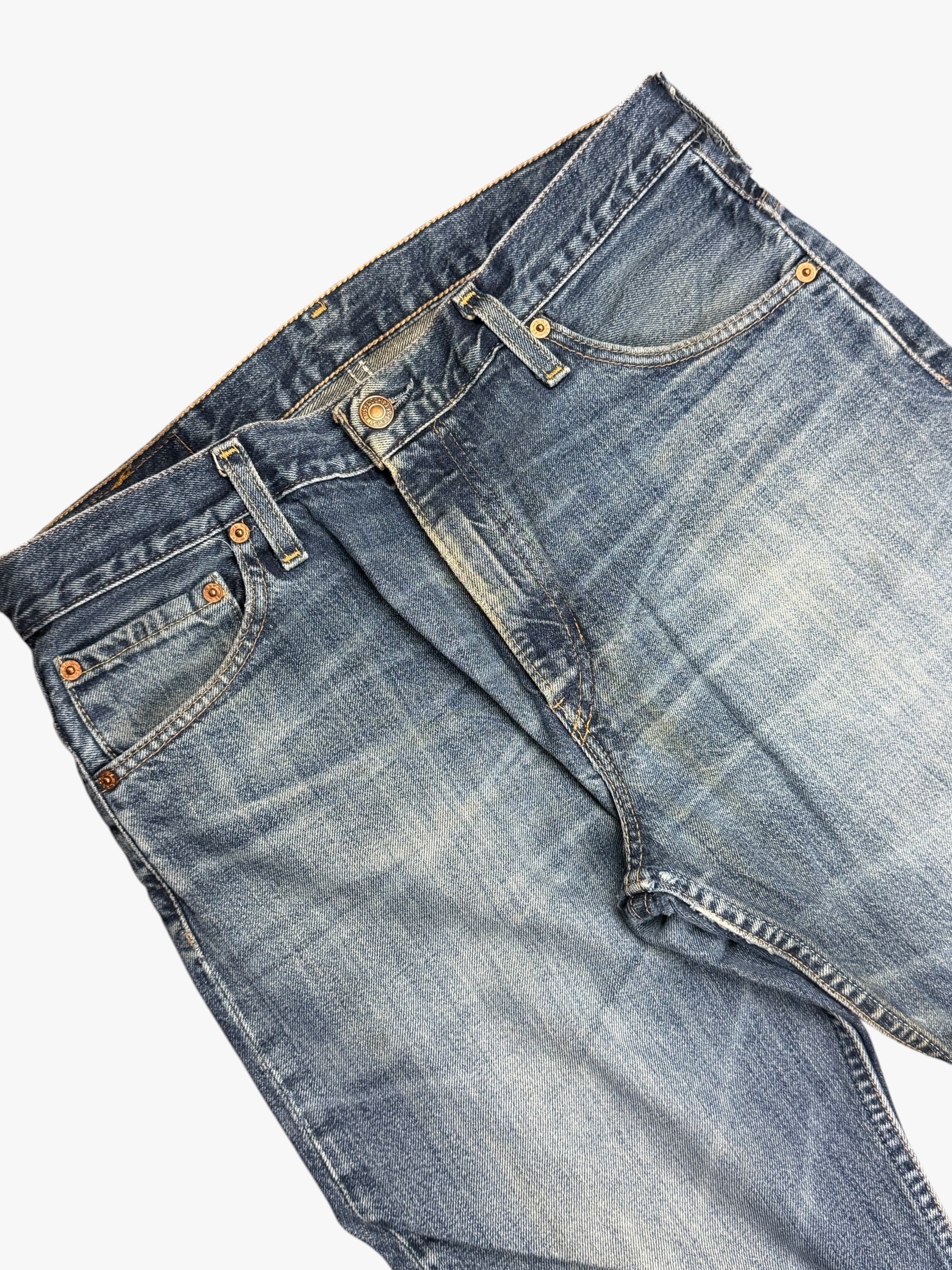 Levis Bootcut (M) / (W33)