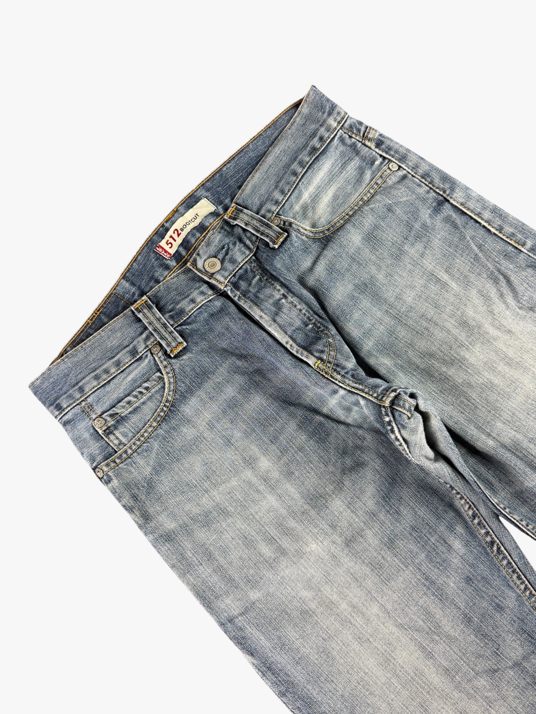 Levis Bootcut Washed (M) / (W32)