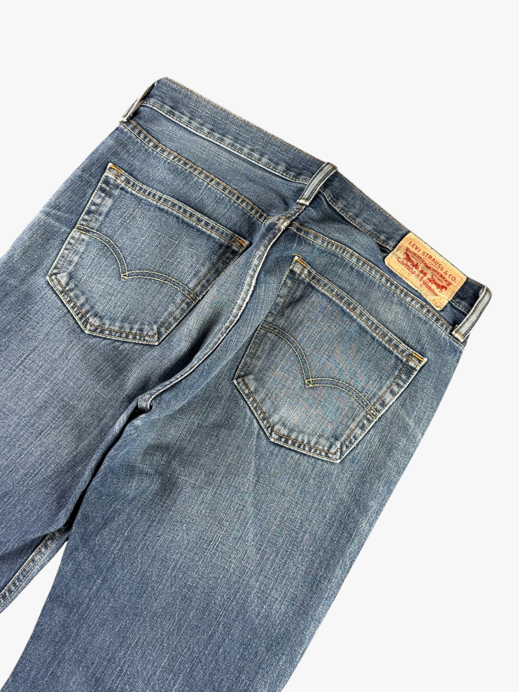 Levis Bootcut (M-L) / (W34)