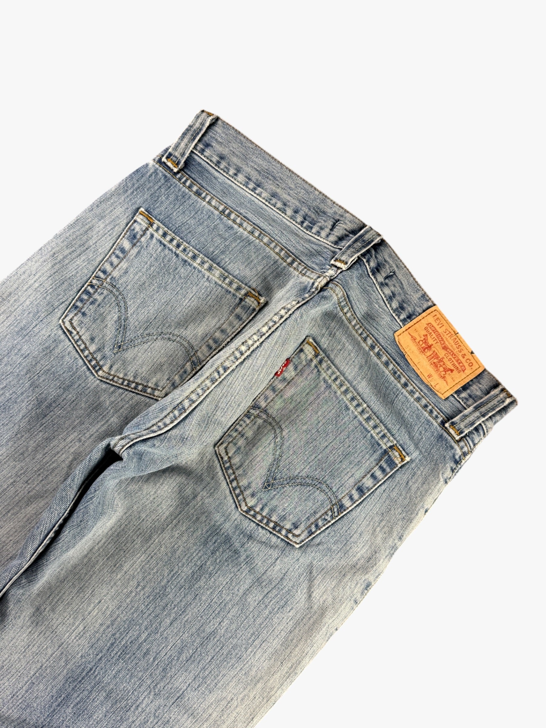 Levis Bootcut (M) / (L)
