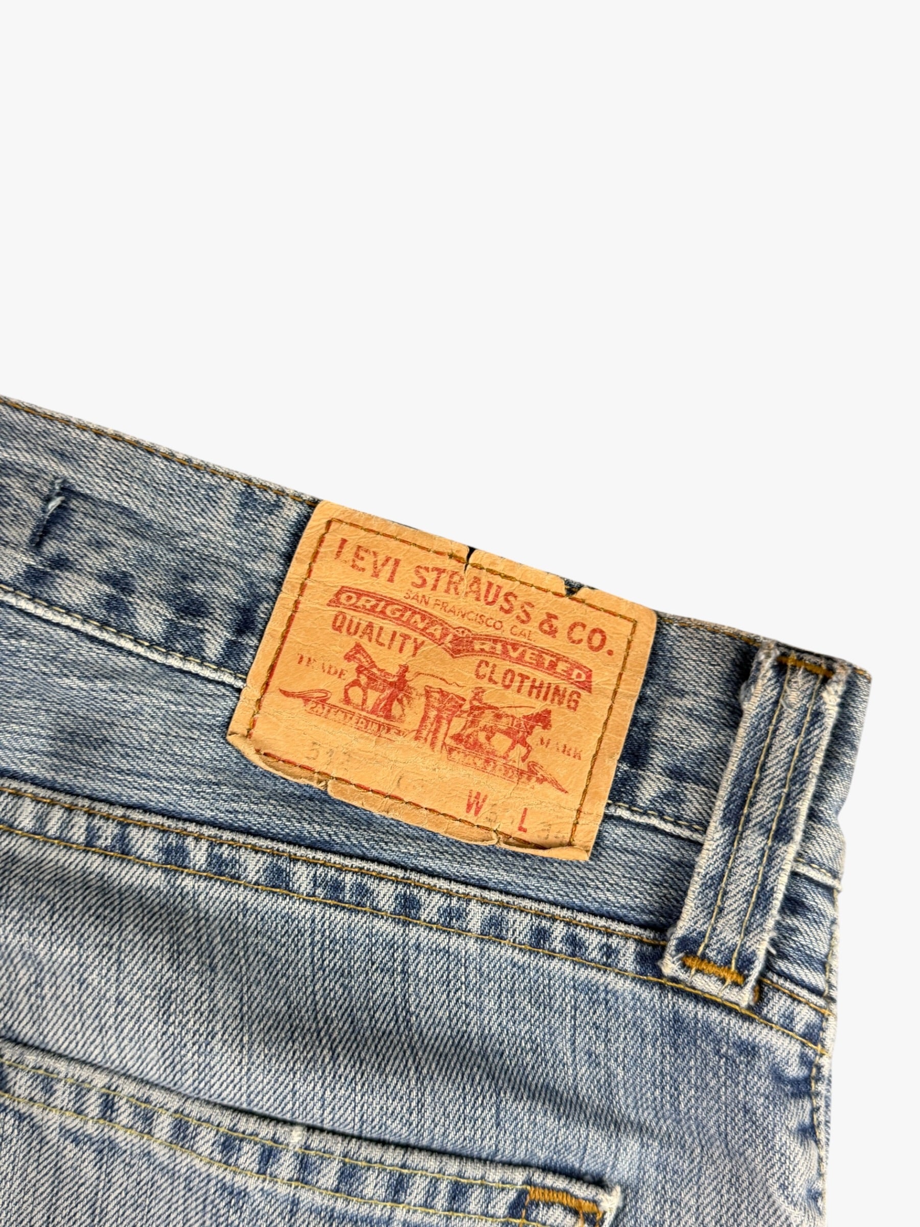 Levis Bootcut (M) / (L)